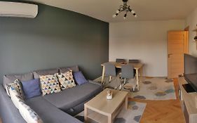 Modern&Cozy Apartment